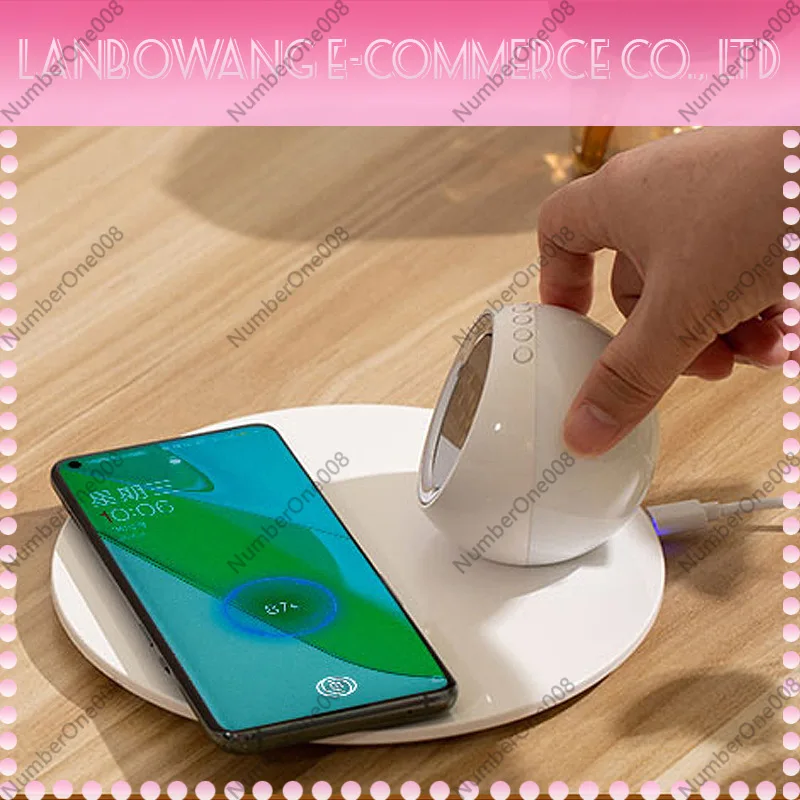 Bezprzewodowa ładowarka z lamp – Led Desk Clock recenzja i cena