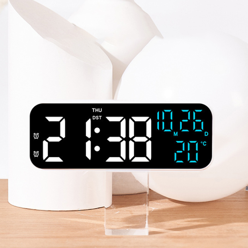 Prosty, wielofunkcyjny zegar c – Led Desk Clock recenzja i cena